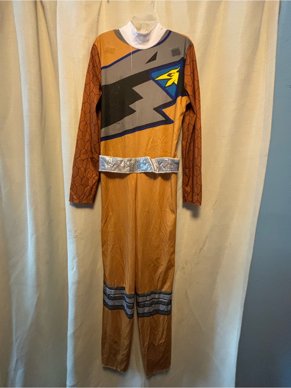 gold & brown Power Rangers Dino Charge costume for kids Sz M 7-8